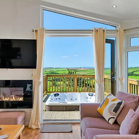 Finest Retreats - Seacroft Alpehytte Torpoint