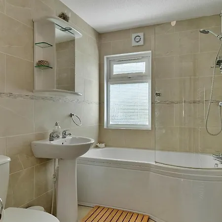 Finest Retreats - Seacroft